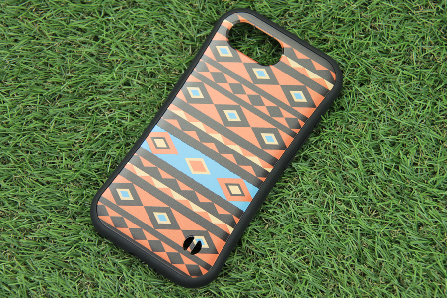 iPhone16e用グリップバンパーケース