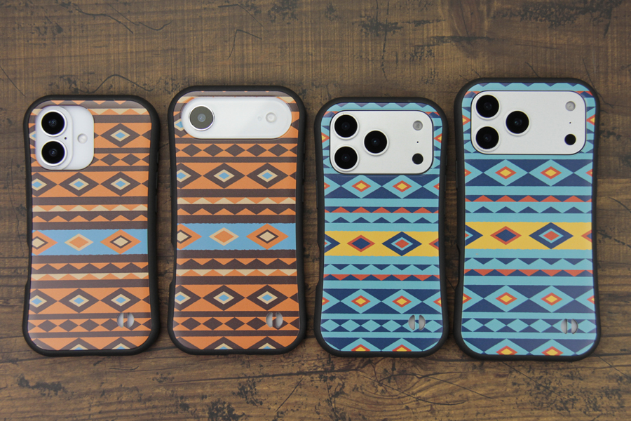 iPhone17用グリップバンパーケース